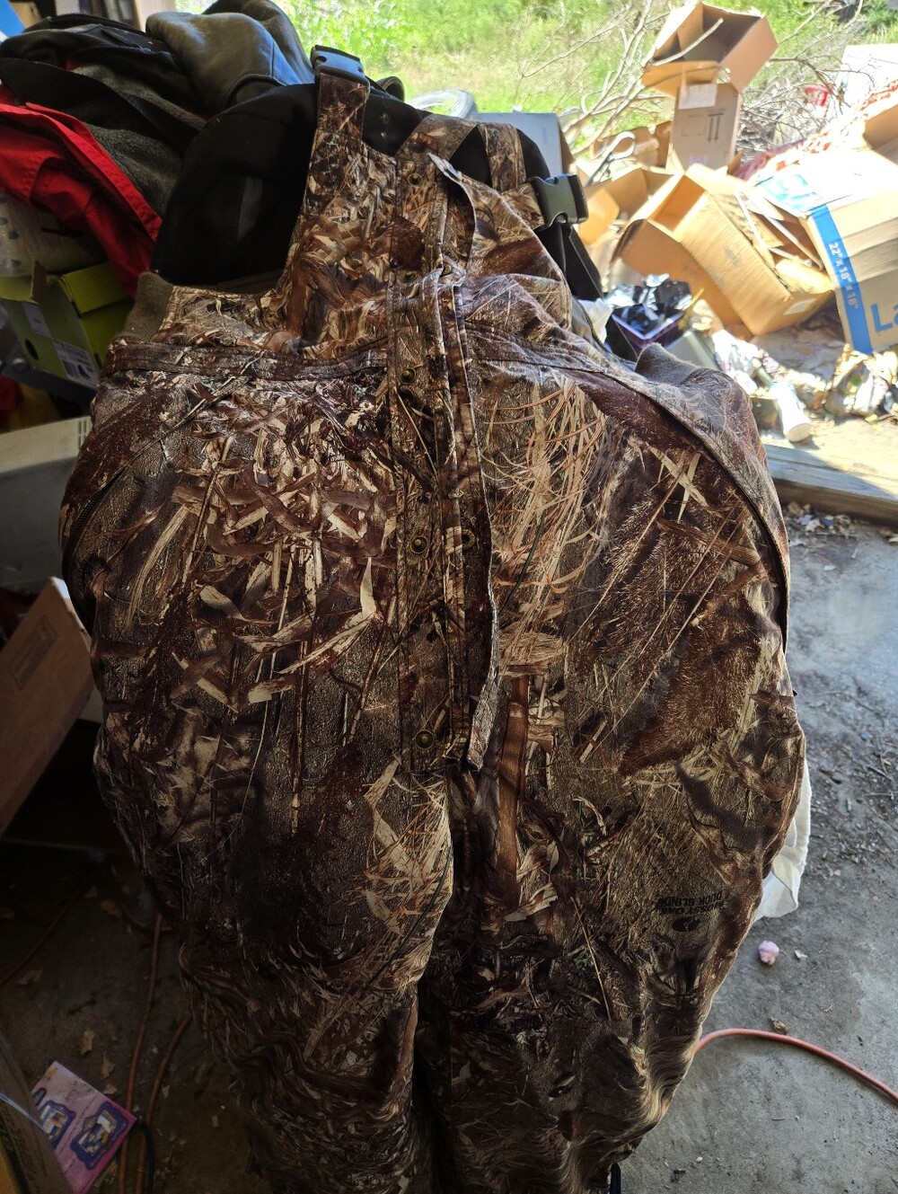 Cabelas Camoflauge Mossy Oak Insulated Bib Overals